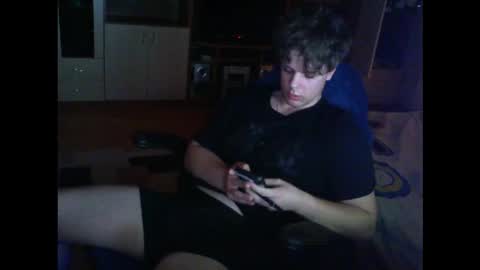 gymguy0505 online show from February 3, 1:26 pm