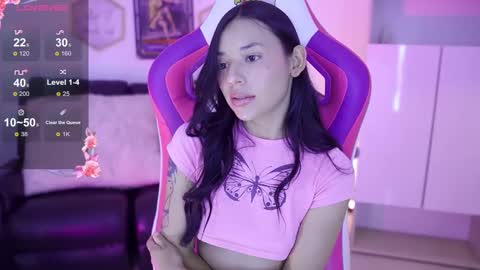 Hade online show from January 14, 6:28 pm