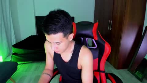 hades_horny_ online show from May 3, 12:05 am