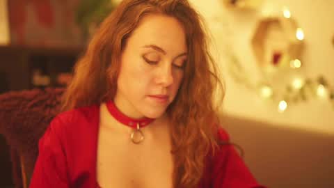 hahayessihaveone online show from December 14, 10:39 pm