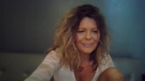 Hailey online show from October 23, 7:37 pm