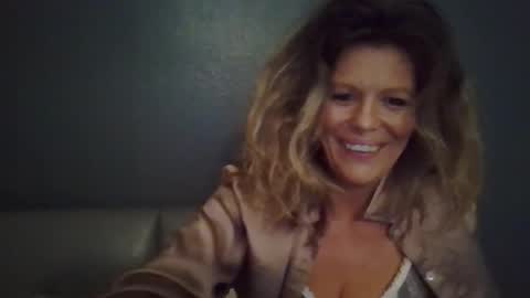 Hailey online show from September 29, 10:53 pm