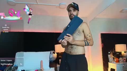 H A I R Y D I A M O N D online show from October 29, 9:37 pm