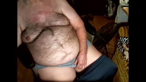 Snapshot of hairybear813 chatting on October 21, 10:57 pm hairybear813 online show from October 21, 10:57 pm