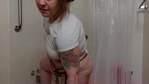 hairypoper online show from November 14, 9:00 am