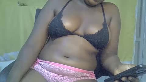 hairypussybigassy001 online show from November 21, 7:01 pm