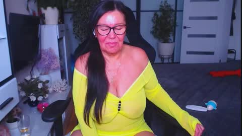 Monika online show from November 4, 10:16 am