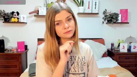 Haley online show from November 14, 8:38 am