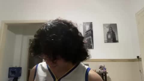 Snapshot of halfblood18 chatting on October 5, 1:03 am halfblood18 online show from October 5, 1:03 am