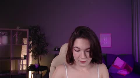 Snapshot of halle_berrry chatting on September 20, 2:20 pm Mary online show from September 20, 2:20 pm