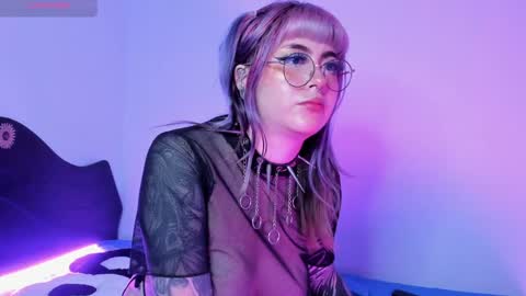 Hallu online show from February 5, 2:26 pm