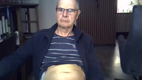 Prefer men 80 online show from April 14, 9:51 pm