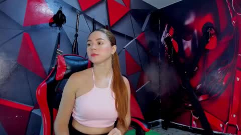 Hana and Zeta online show from January 11, 12:33 pm