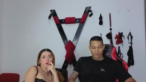 Hana and Zeta online show from April 19, 12:28 pm