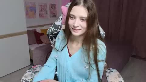Snapshot of hana_flo chatting on September 29, 1:32 pm Hana online show from September 29, 1:32 pm