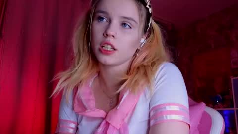 hana_mitsuri online show from February 15, 11:47 pm