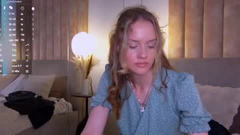 Hanah online show from July 15, 10:31 am