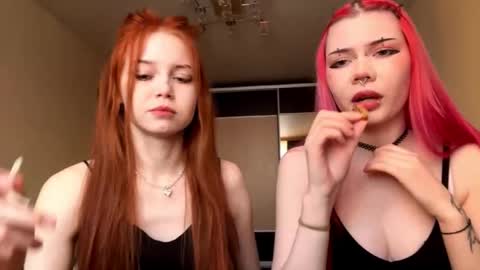 Tori and Asuna online show from February 4, 12:53 pm