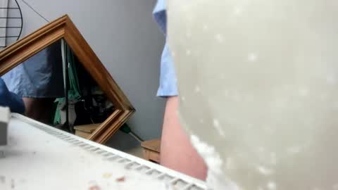 handncocknocum online show from February 11, 8:48 am