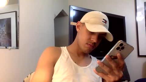 handsome01_ online show from January 6, 12:58 am