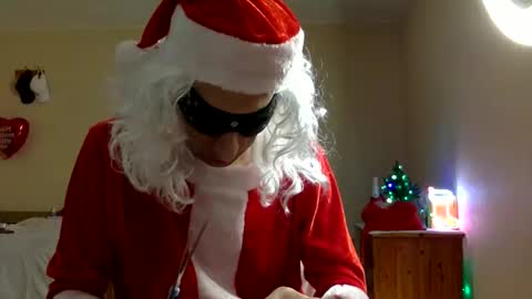 HandsomeAlfie online show from December 1, 9:50 pm