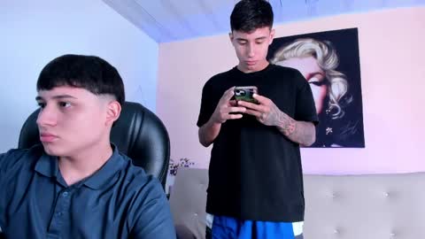 leonardfarrucknick and otis online show from April 20, 1:25 pm