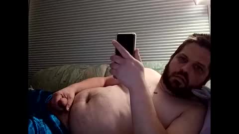 handsomedaddy198923 online show from November 4, 7:53 am