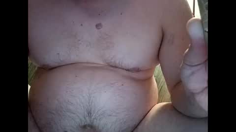 handsomedaddy198923 online show from November 21, 8:12 am