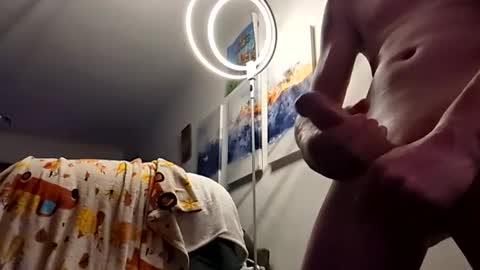 handsomerob42 online show from October 3, 8:06 pm