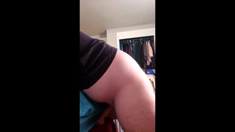 hanes1711 online show from March 26, 6:46 pm