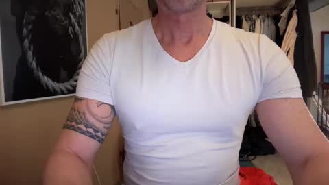 hanky online show from February 28, 1:58 pm