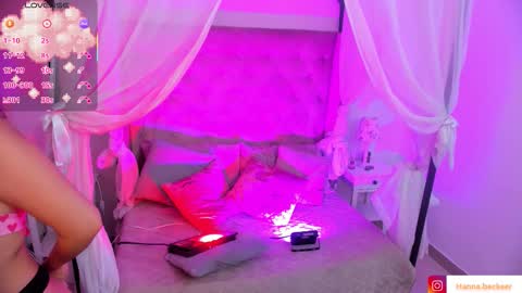 hanna  online show from February 15, 4:37 am