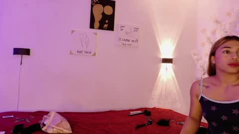 rachell owen0 instagram online show from April 7, 2:57 am