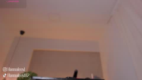 Hanna Lee online show from March 6, 12:59 pm