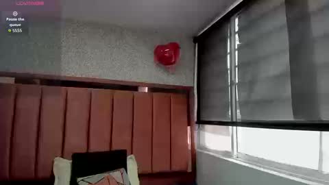  H A N N A  online show from September 24, 8:26 pm