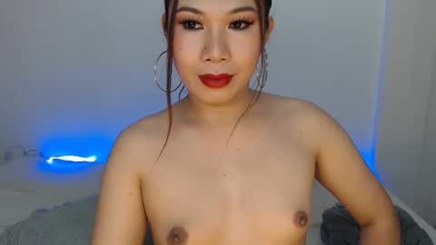 Hannah online show from February 16, 8:23 am