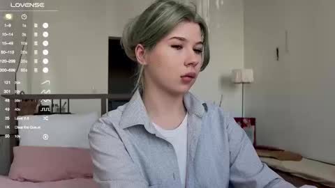 Hannah Allin online show from February 26, 12:05 pm