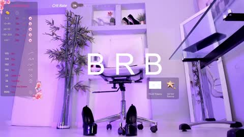 HANNAH HOWELL online show from March 11, 3:56 pm