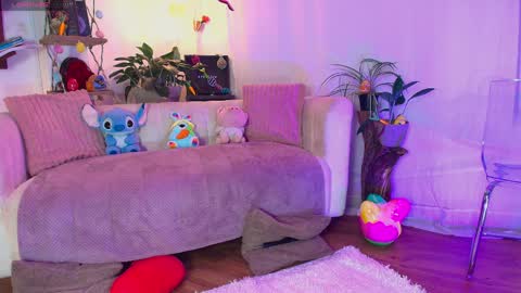 hannah_lovee online show from April 5, 3:58 am