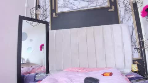 HANNA TYLER online show from December 16, 2:30 am