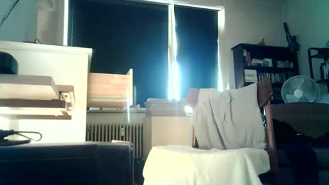 Hannsi64 online show from April 7, 12:07 pm