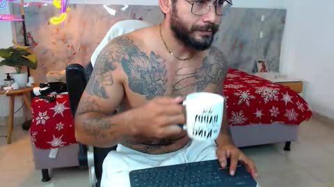 hanz_col online show from January 7, 11:48 am