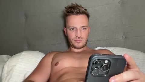 hanzlagerfelt online show from September 29, 9:58 pm