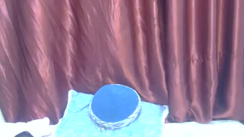 happy online show from October 21, 7:39 pm