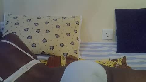 happy_kienyeji online show from December 13, 7:53 pm