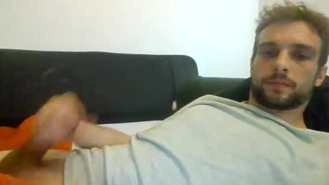 happyfunnyboy79 online show from June 3, 2:20 pm