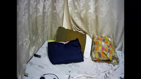 happysonia online show from April 18, 7:58 pm