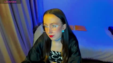 Stephanie online show from February 8, 9:51 pm