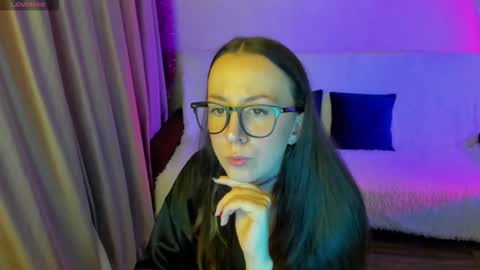 Stephanie online show from September 21, 3:27 pm