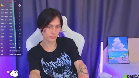 Mark online show from February 17, 11:42 am